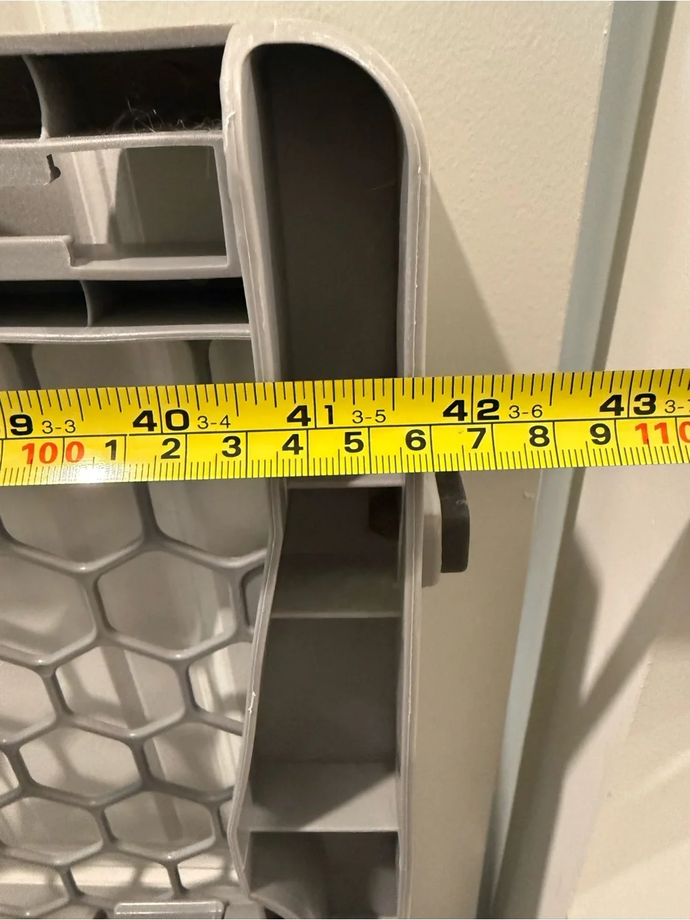 Honeycomb Plastic Storage/Safety Gate